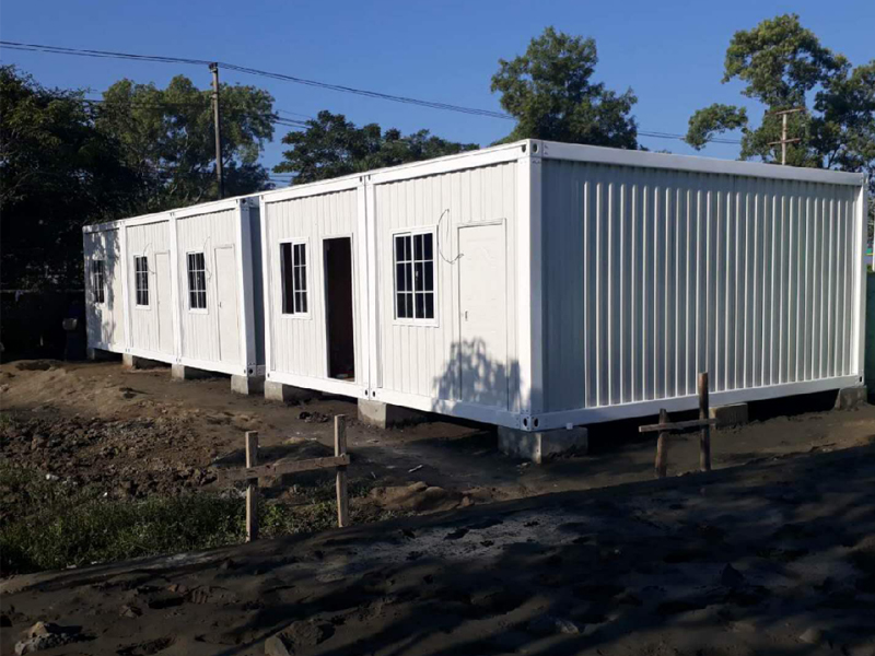 container labor houses