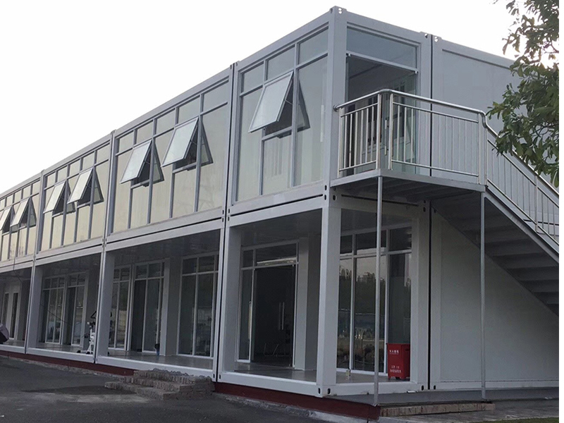 shipping container restaurant